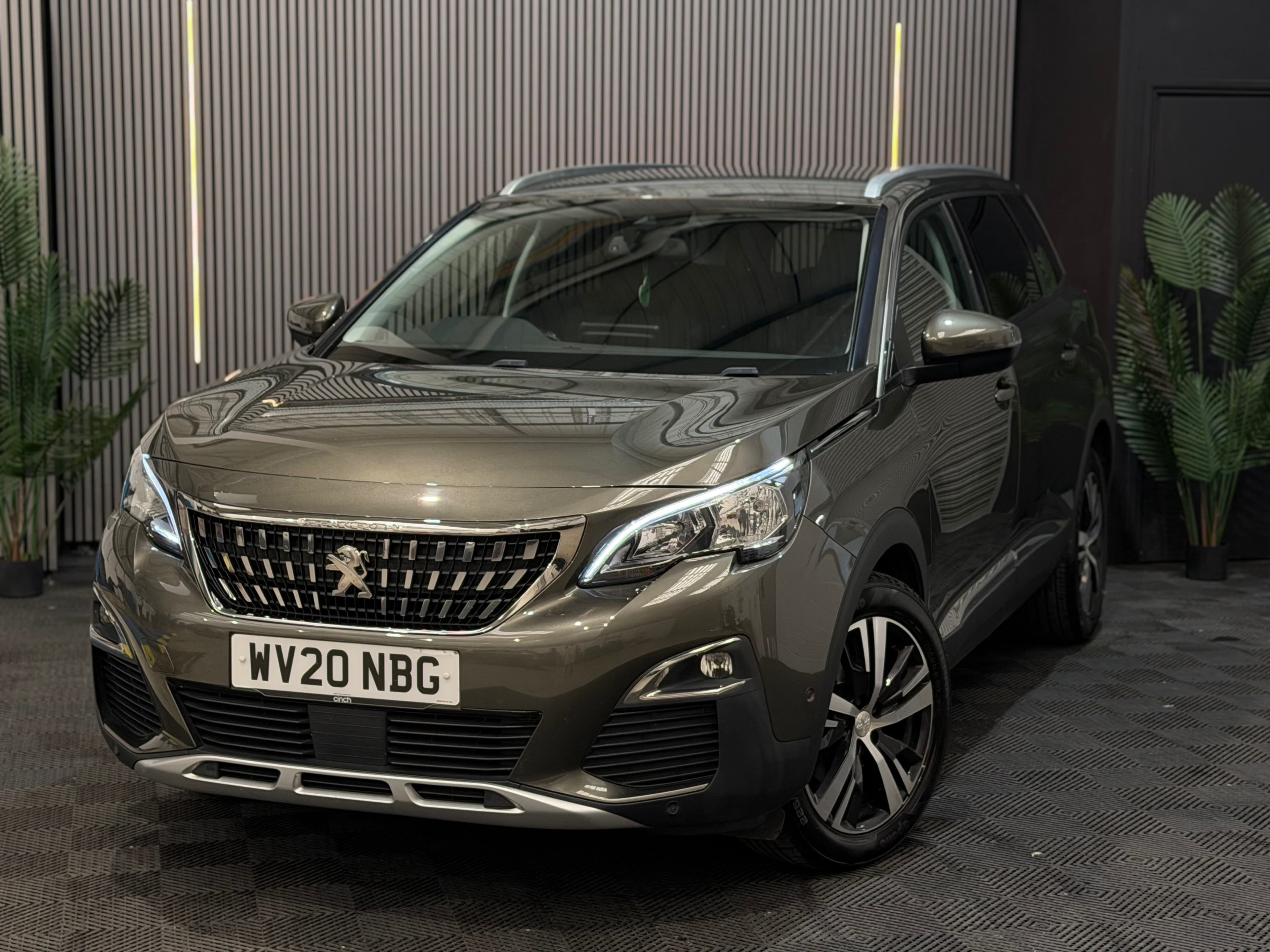 2020 Peugeot 5008 Allure